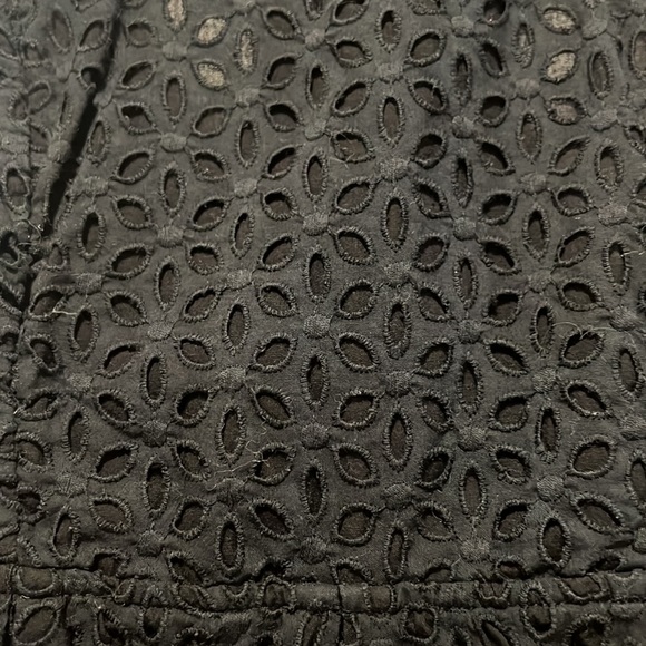 Urban Outfitters - black racer back w/ side zip flowy tank top - Picture 2 of 7